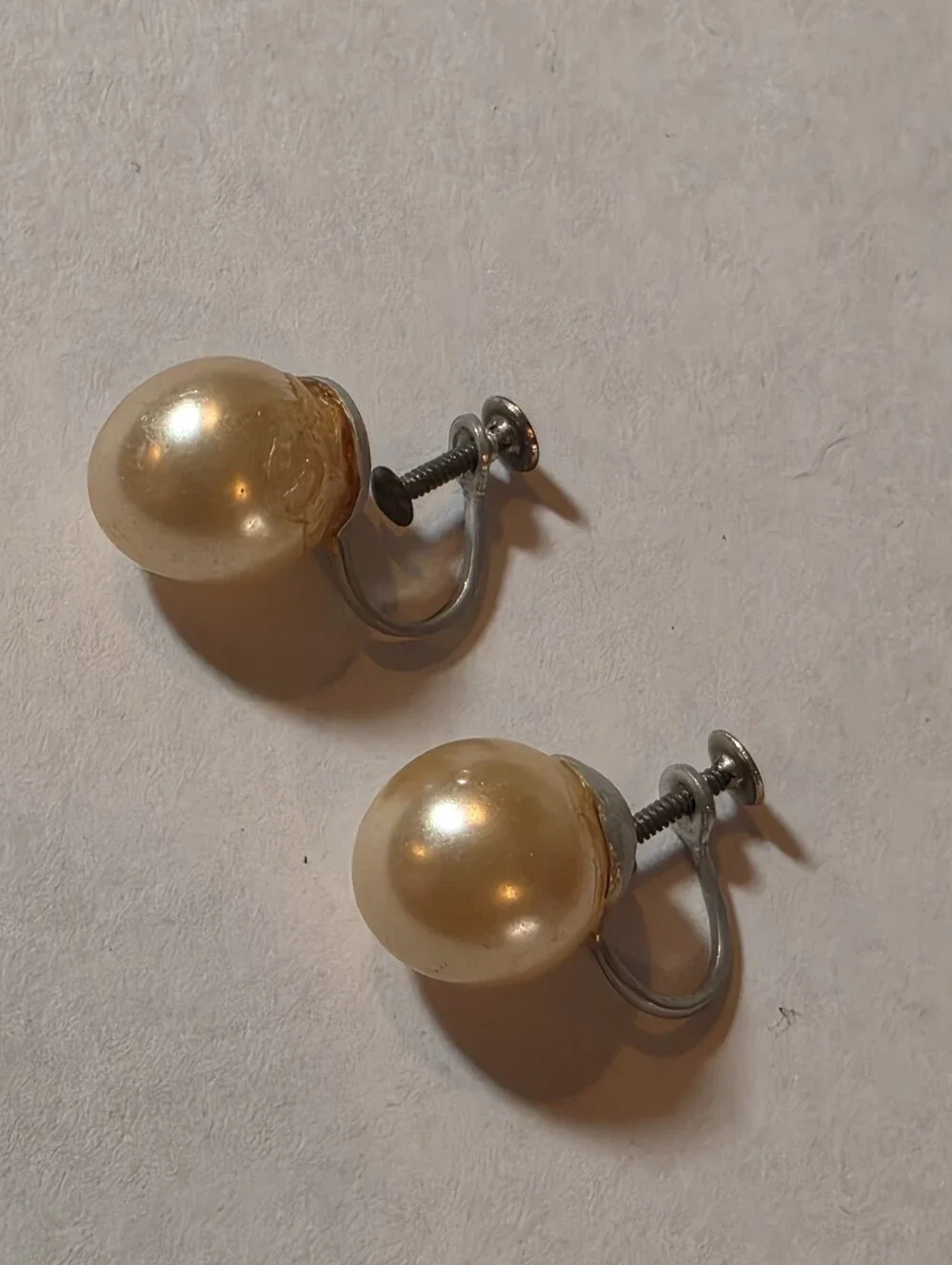 Vintage Classic Cream Pearl Clip-On Earrings - Timeless Women’s Jewelry